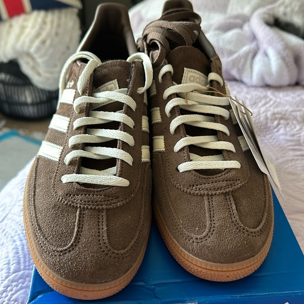 Addidas Women’s Handball Spezial size 91/2